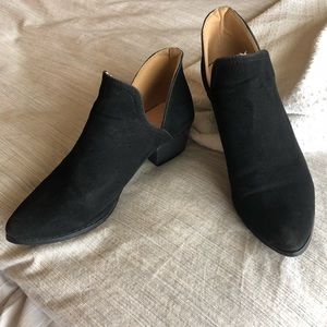 Felt Velvet Black Ankle Booties